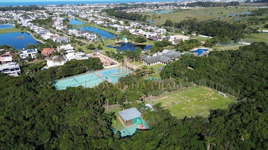 Foto 12 — Bosques de Atlântida