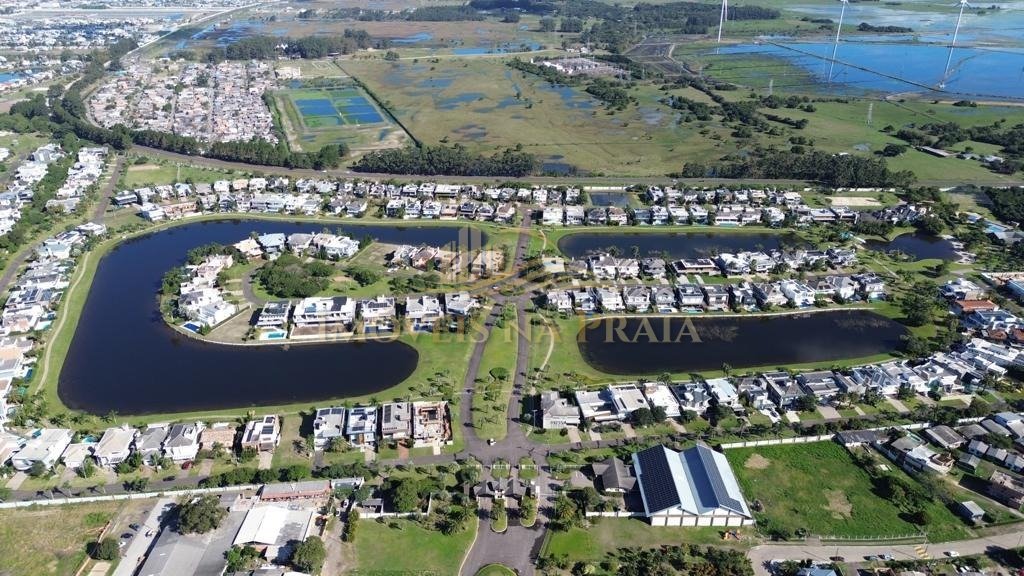 Foto 4 — Bosques de Atlântida