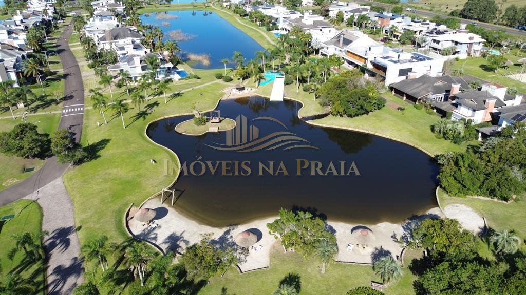 Foto 18 — Bosques de Atlântida