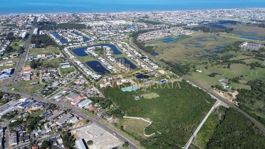 Foto 6 — Bosques de Atlântida