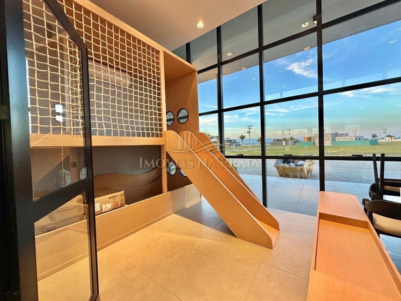 Foto 9 — Allure Beach Condo