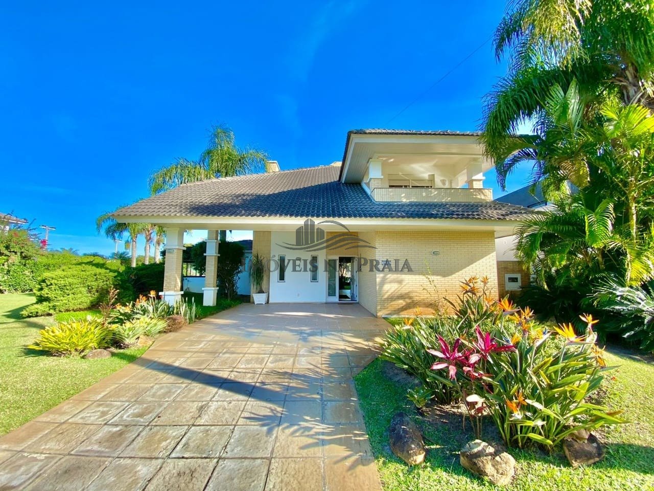 Casa em Condomínio 3 Dormitório(s) Bairro Atlântid