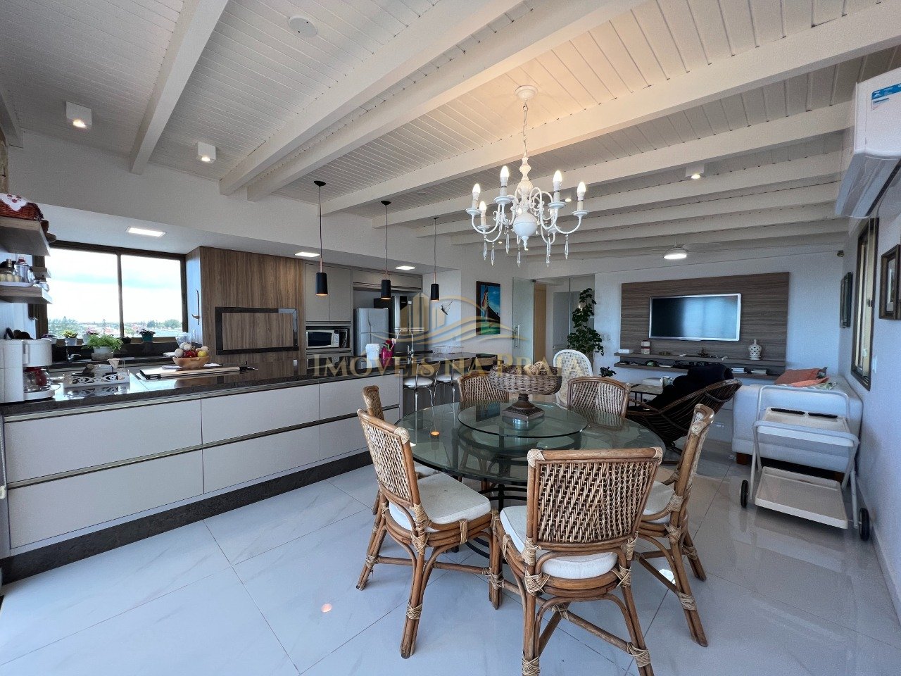 Foto 2 — Apartamento 5 Dormitório(s) Bairro Atlântida