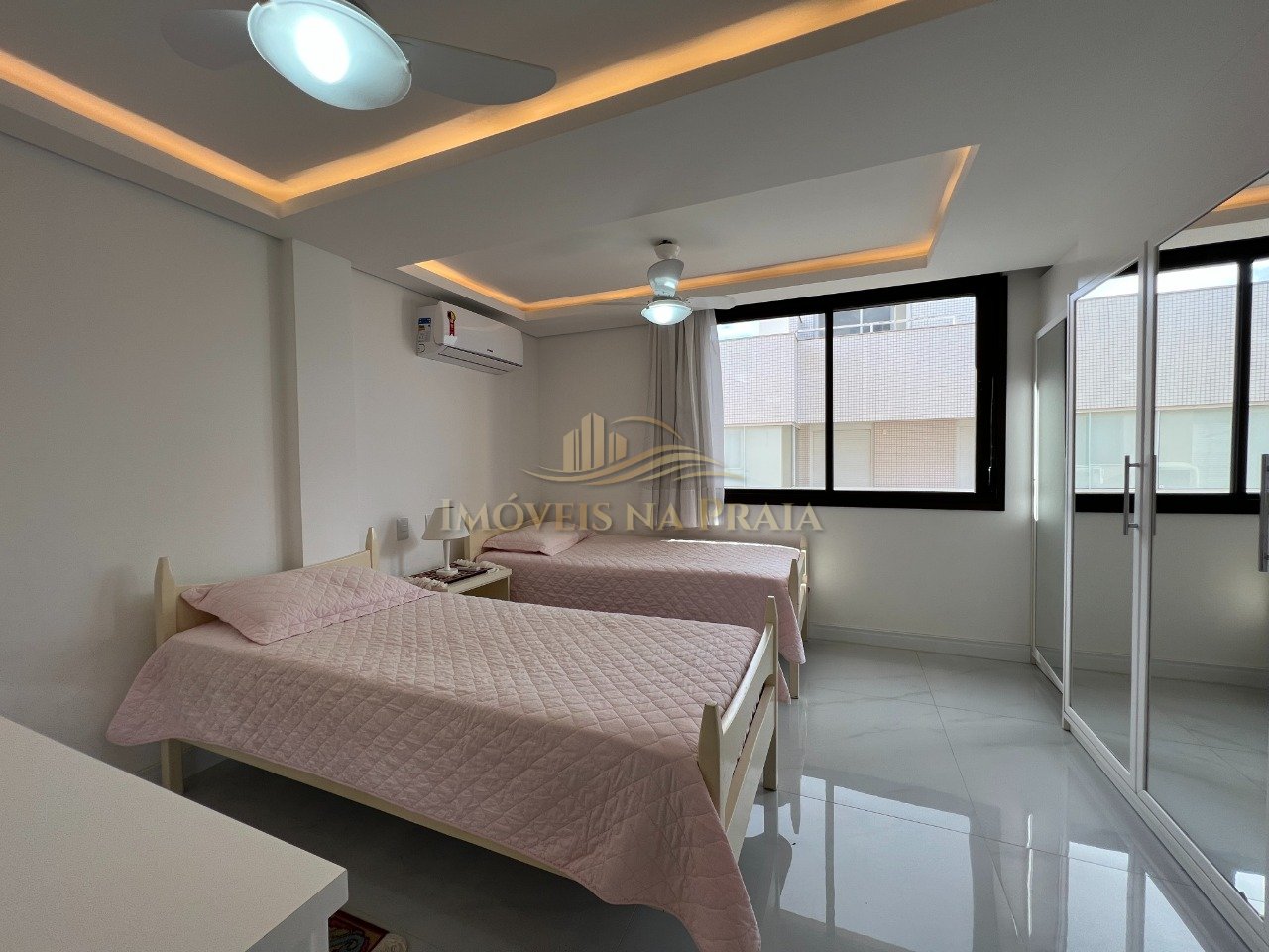 Foto 14 — Apartamento 5 Dormitório(s) Bairro Atlântida