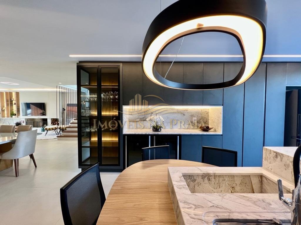 Foto 22 — Casa em Condomínio 4 Dormitório(s) Bairro Sunset