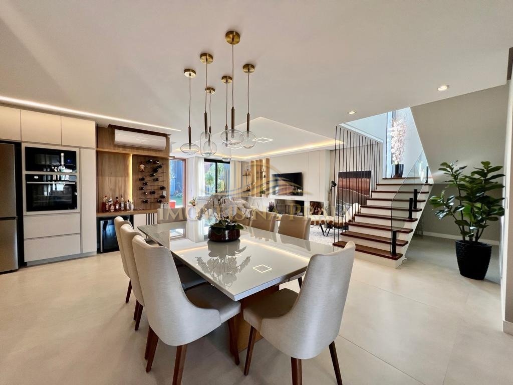 Foto 16 — Casa em Condomínio 4 Dormitório(s) Bairro Sunset