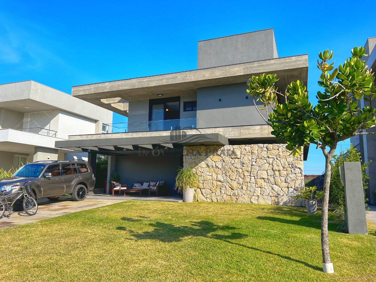Casa em Condomínio 4 Dormitório(s) Bairro Villaggi