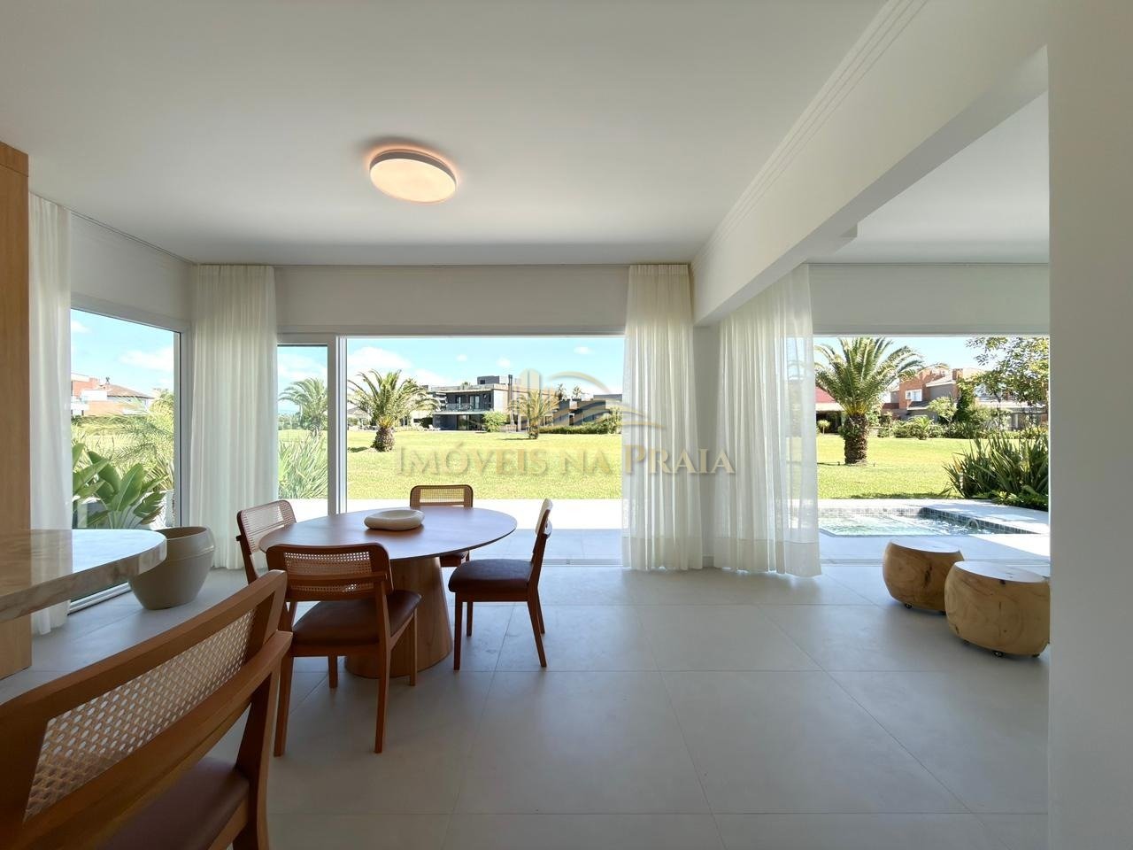 Foto 13 — Casa em Condomínio 4 Dormitório(s) Bairro Ventura