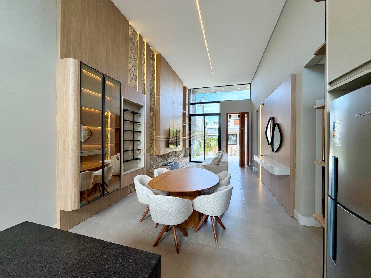 Foto 15 — Casa em Condomínio 4 Dormitório(s) Bairro Sunset