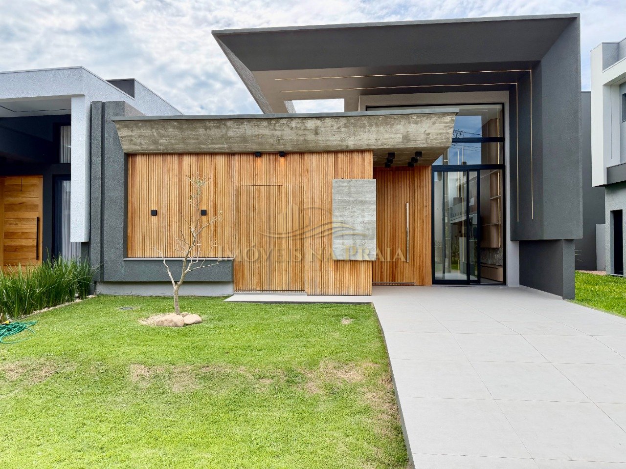 Foto 4 — Casa em Condomínio 4 Dormitório(s) Bairro Sunset