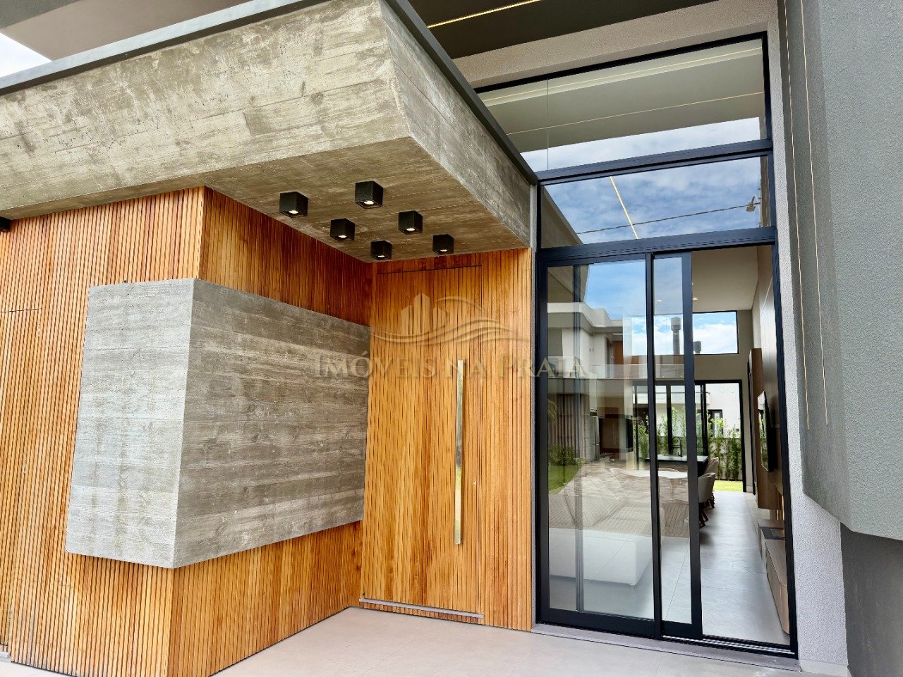 Foto 5 — Casa em Condomínio 4 Dormitório(s) Bairro Sunset