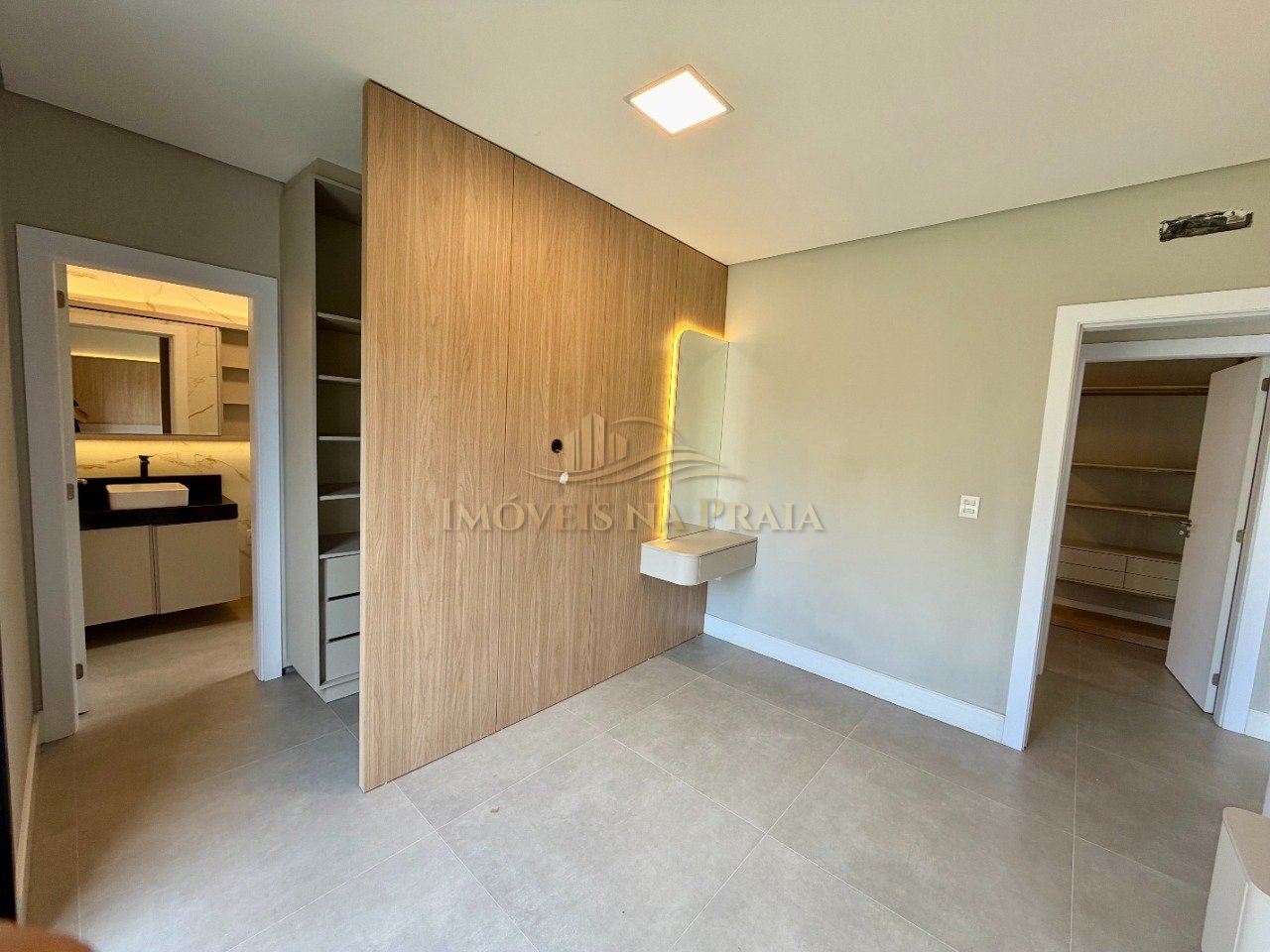 Foto 19 — Casa em Condomínio 4 Dormitório(s) Bairro Sunset