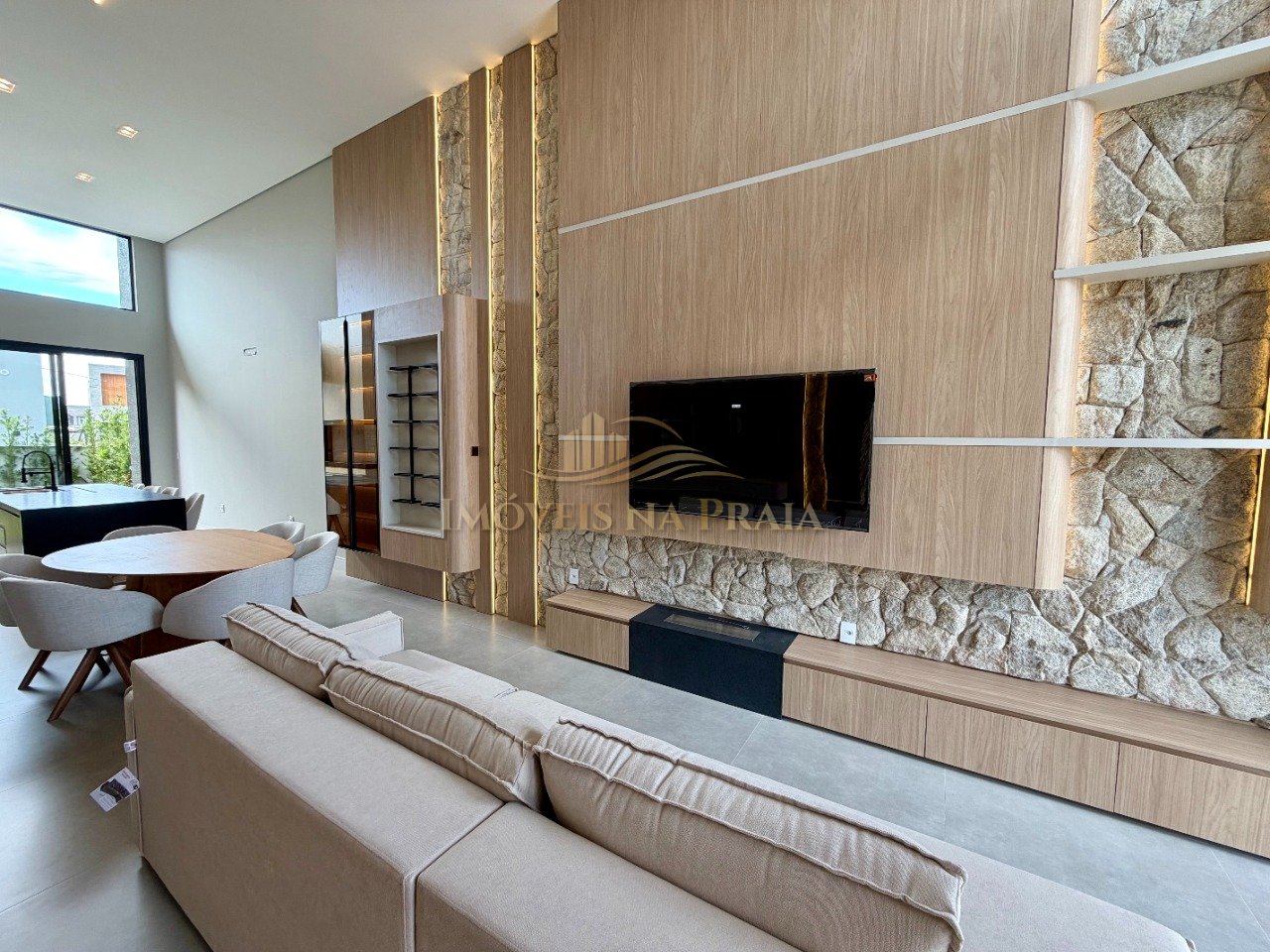 Foto 8 — Casa em Condomínio 4 Dormitório(s) Bairro Sunset