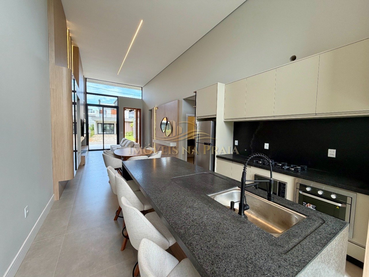 Foto 13 — Casa em Condomínio 4 Dormitório(s) Bairro Sunset