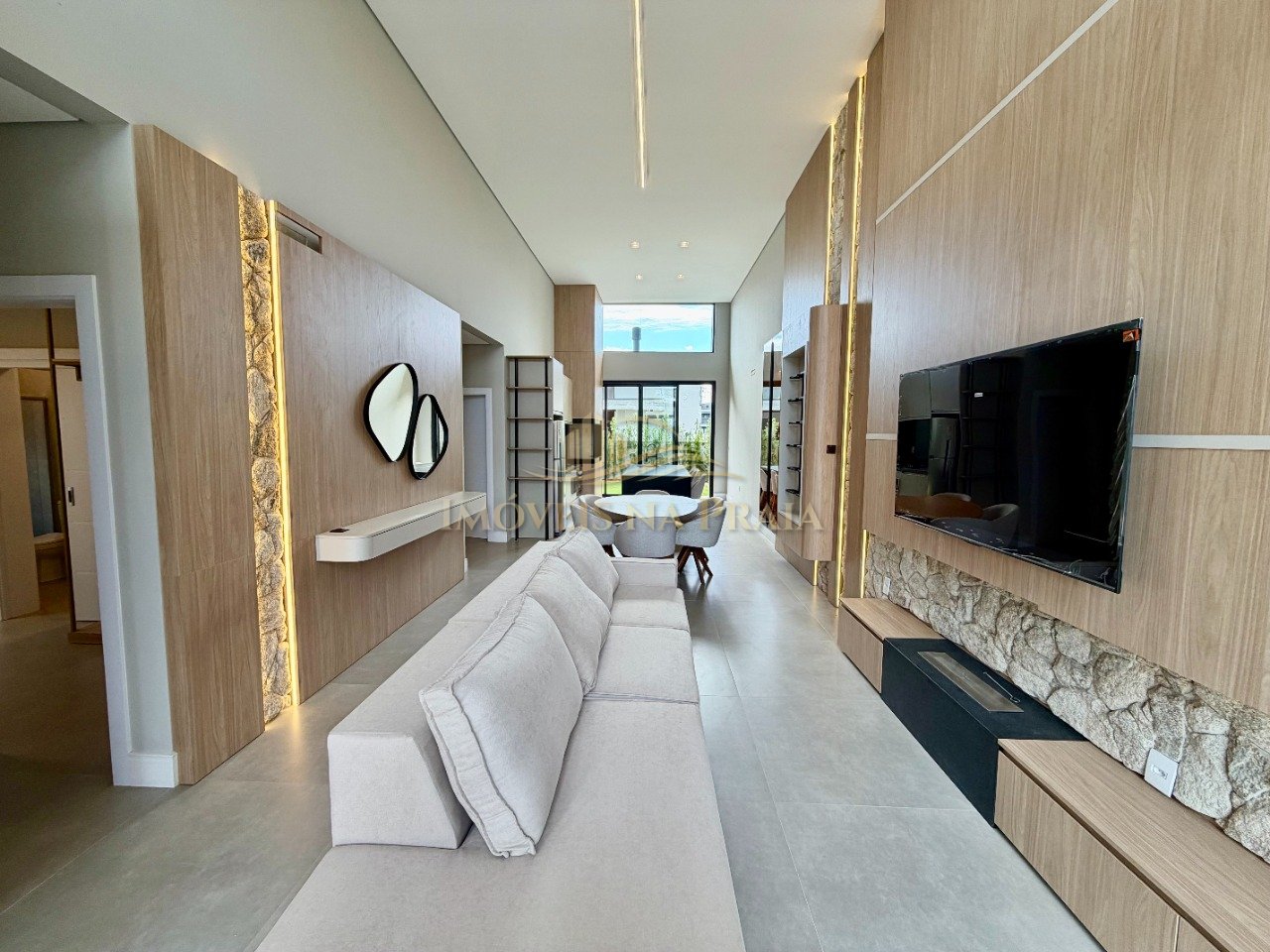 Foto 7 — Casa em Condomínio 4 Dormitório(s) Bairro Sunset