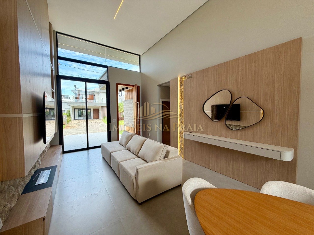 Foto 9 — Casa em Condomínio 4 Dormitório(s) Bairro Sunset