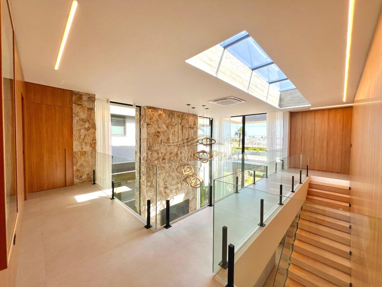 Foto 16 — Casa em Condomínio 6 Dormitório(s) Bairro Sense Xa