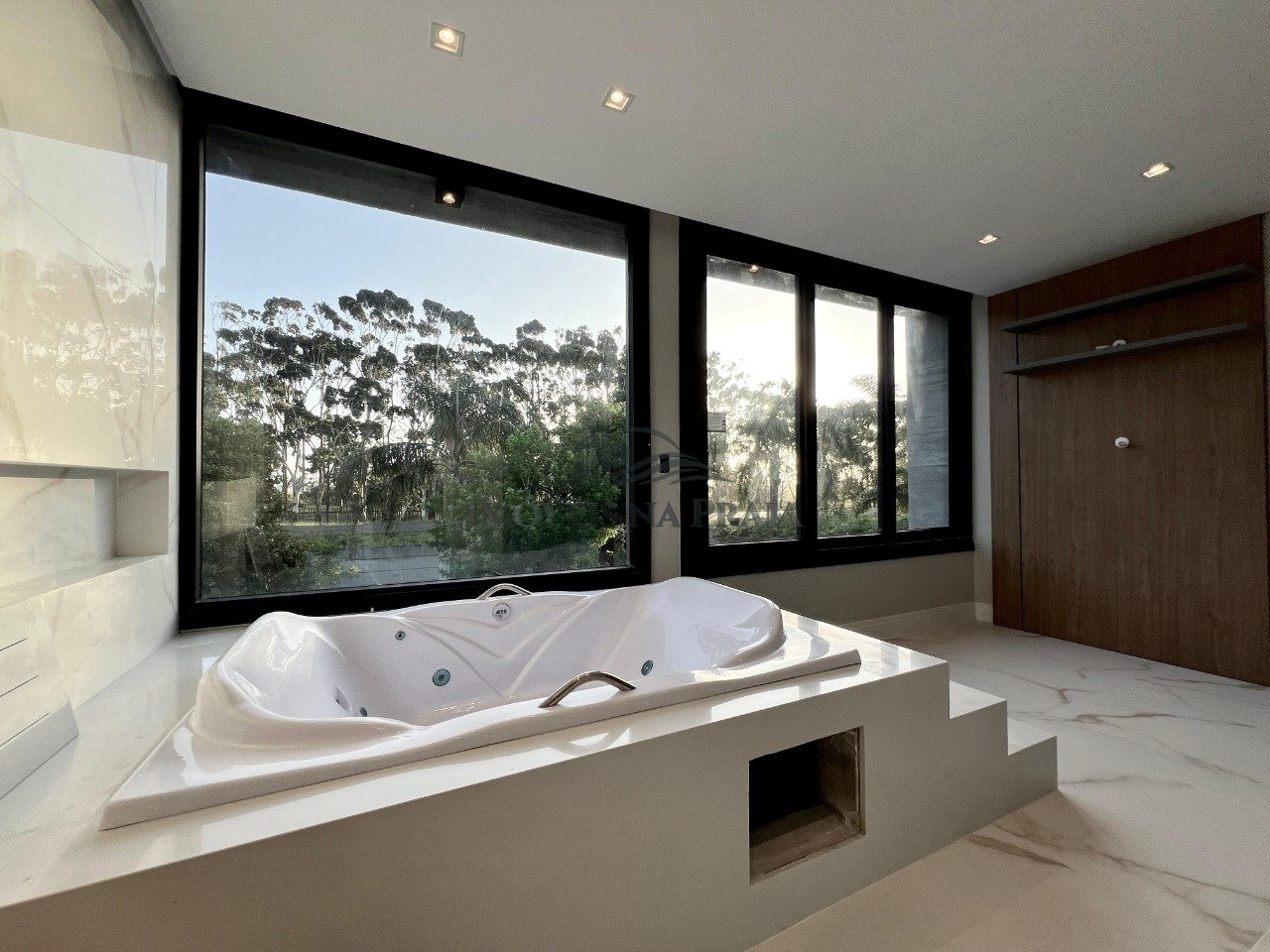 Foto 25 — Casa em Condomínio 5 Dormitório(s) Bairro Bosques