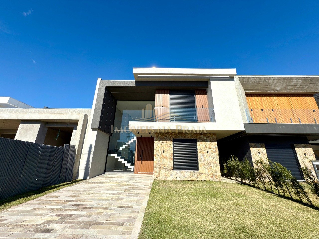 Foto 13 — Casa em Condomínio 4 Dormitório(s) Bairro Sunset