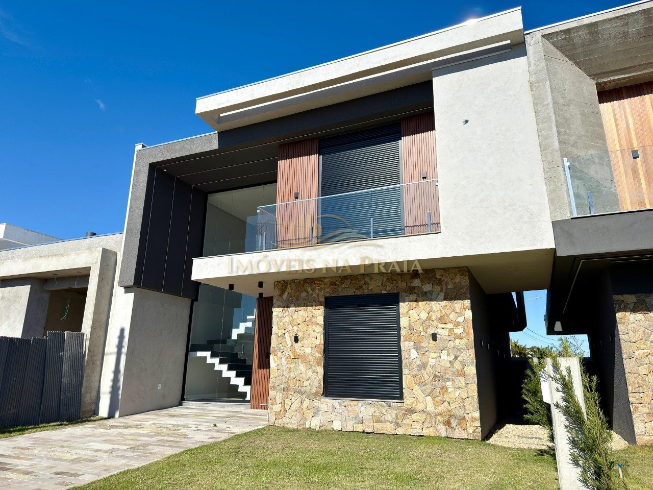 Foto 11 — Casa em Condomínio 4 Dormitório(s) Bairro Sunset