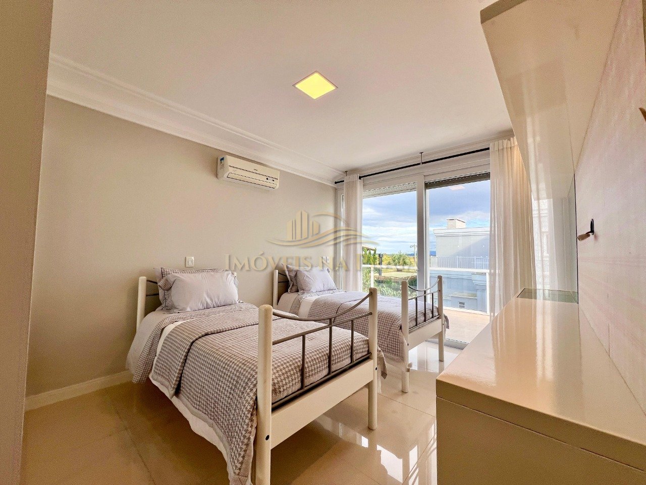 Foto 23 — Casa em Condomínio 6 Dormitório(s) Bairro Lagoa do