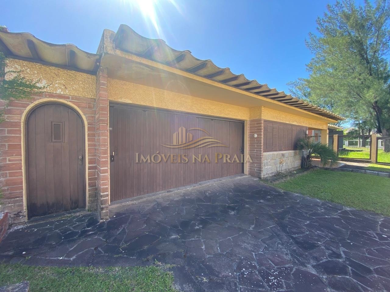 Foto 2 — Casa 5 Dormitório(s) Bairro Atlântida