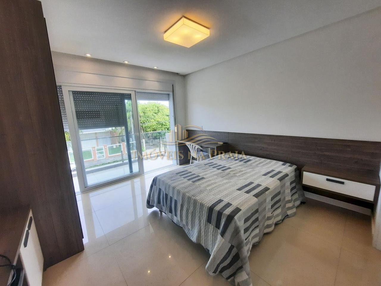 Foto 23 — Casa 5 dormitórios no bairro Atlântida