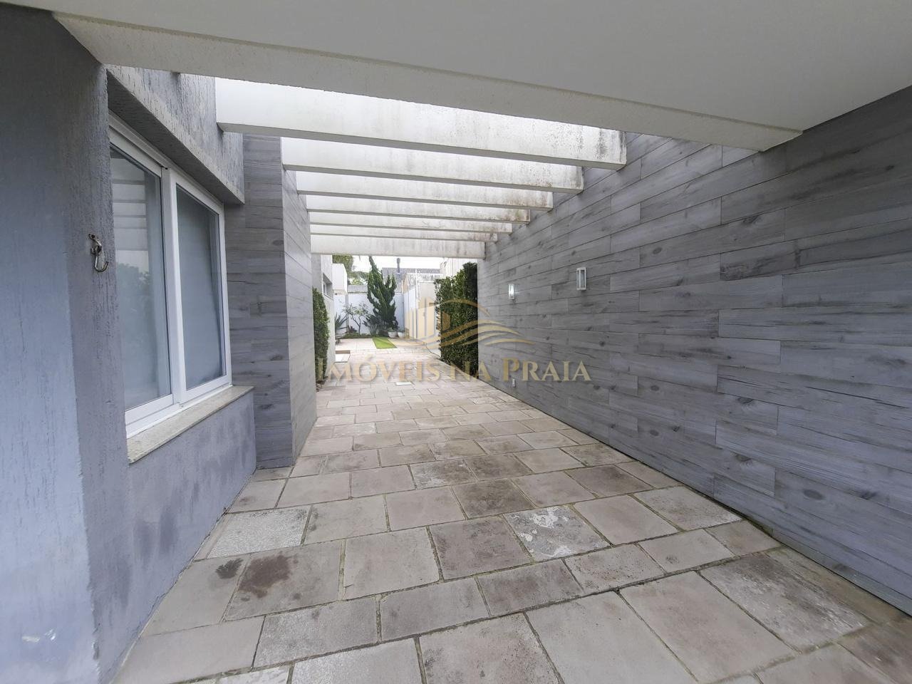 Foto 2 — Casa 5 dormitórios no bairro Atlântida