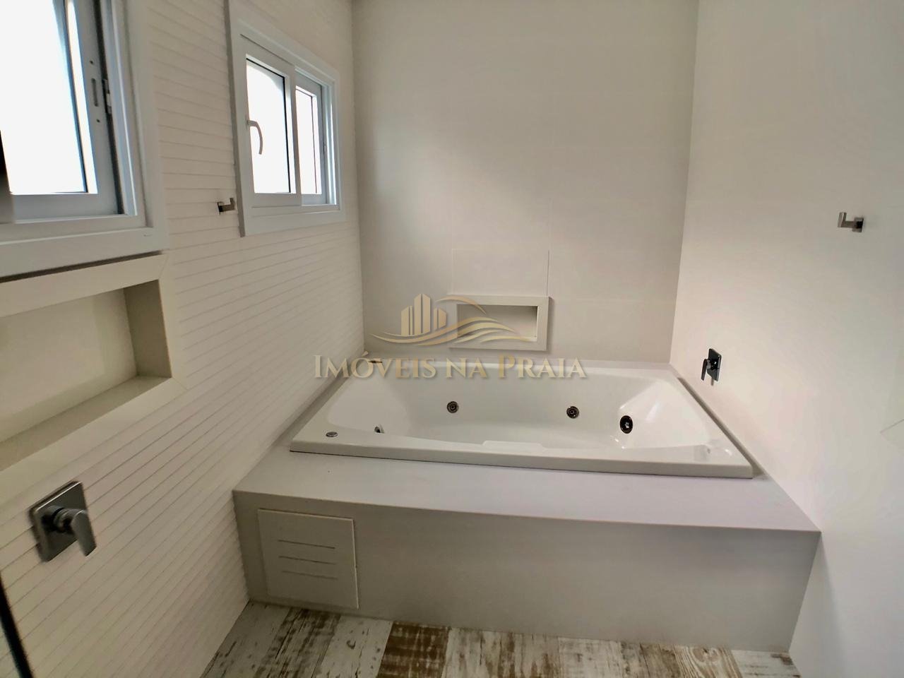 Foto 20 — Casa em Condomínio La Plage - 4 Dormitórios