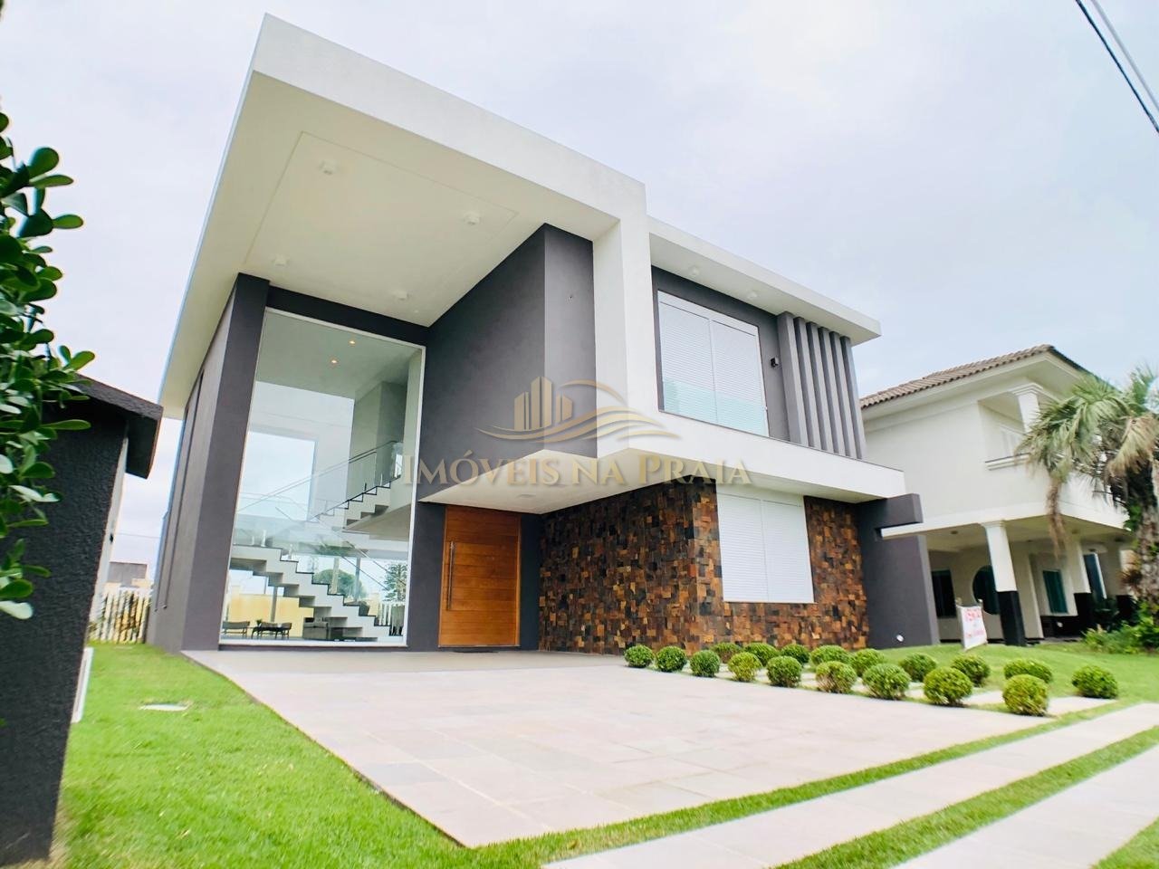 Casa em Condomínio La Plage - 4 Dormitórios