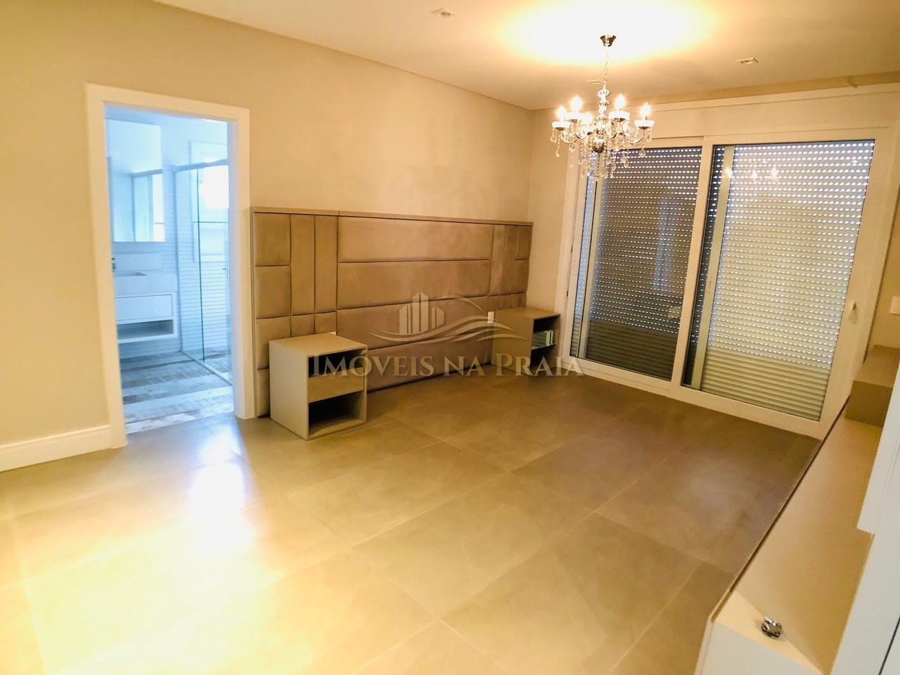 Foto 18 — Casa em Condomínio La Plage - 4 Dormitórios