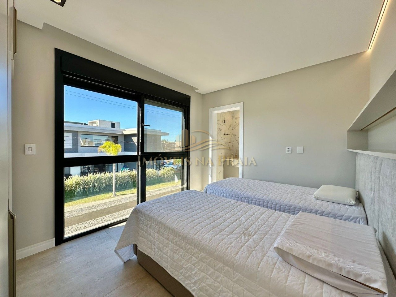 Foto 19 — Casa em Condomínio 4 Dormitório(s) Bairro Sunset