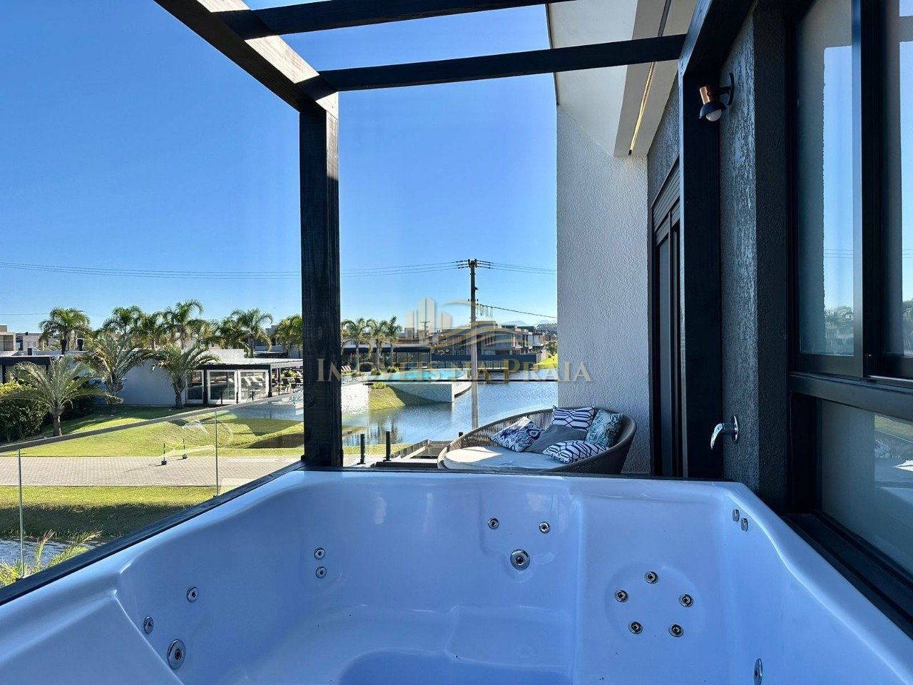 Foto 24 — Casa em Condomínio 4 Dormitório(s) Bairro Sunset