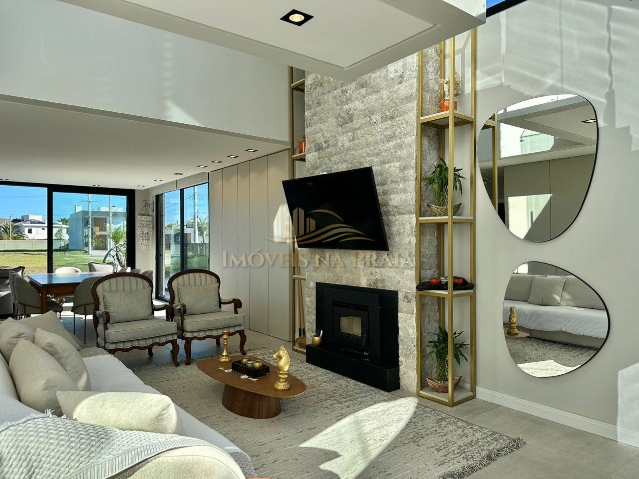 Foto 7 — Casa em Condomínio 4 Dormitório(s) Bairro Sunset