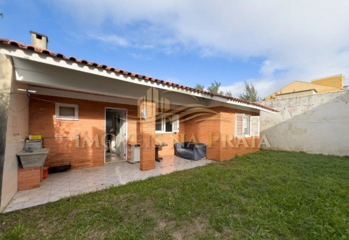 Foto 2 — Casa 3 dormitórios no bairro Noiva do Mar