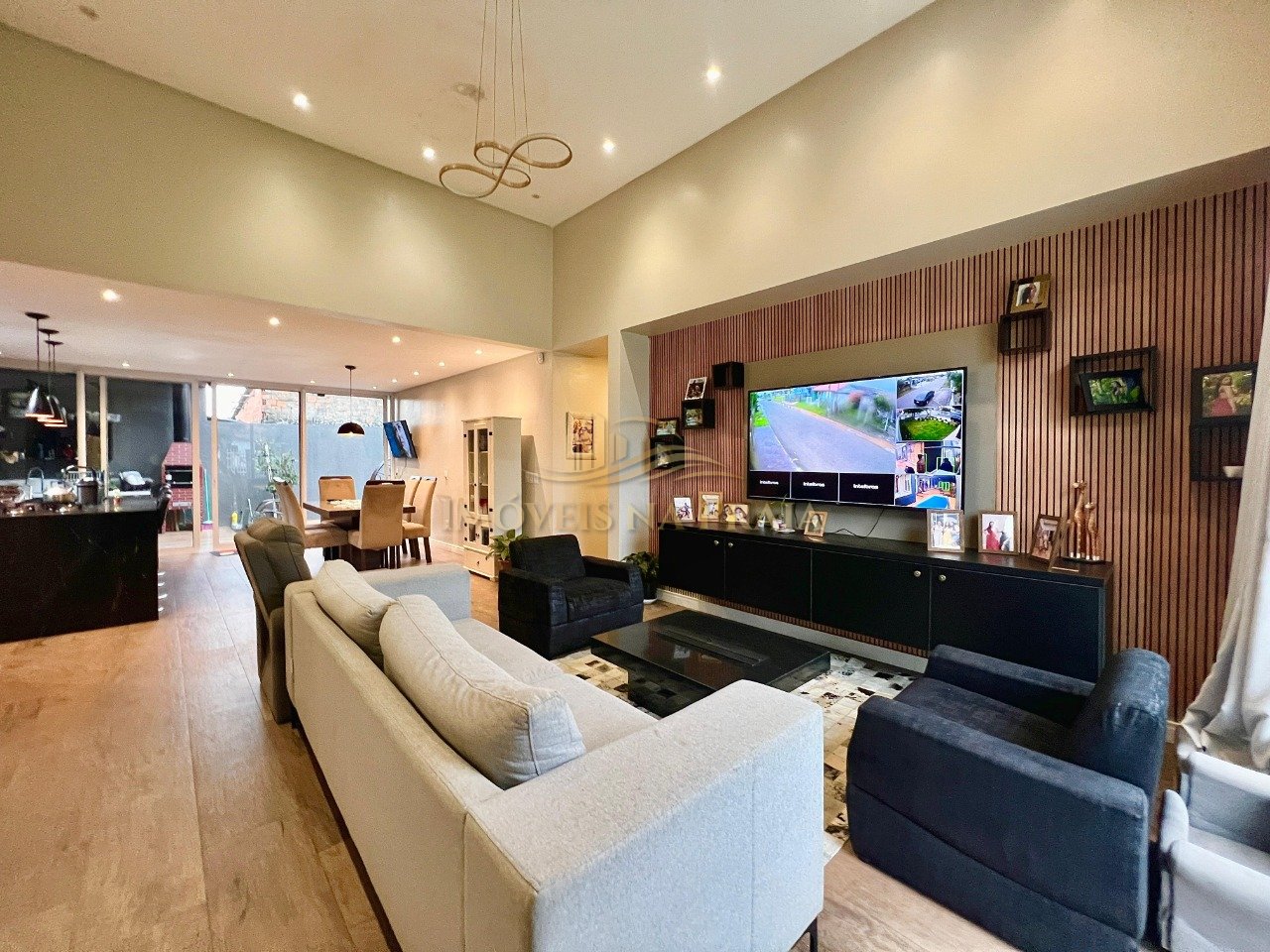 Foto 3 — Casa 2 Dormitório(s) Bairro Rainha do Mar