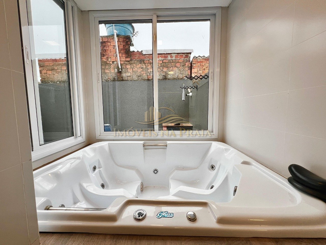 Foto 10 — Casa 2 Dormitório(s) Bairro Rainha do Mar