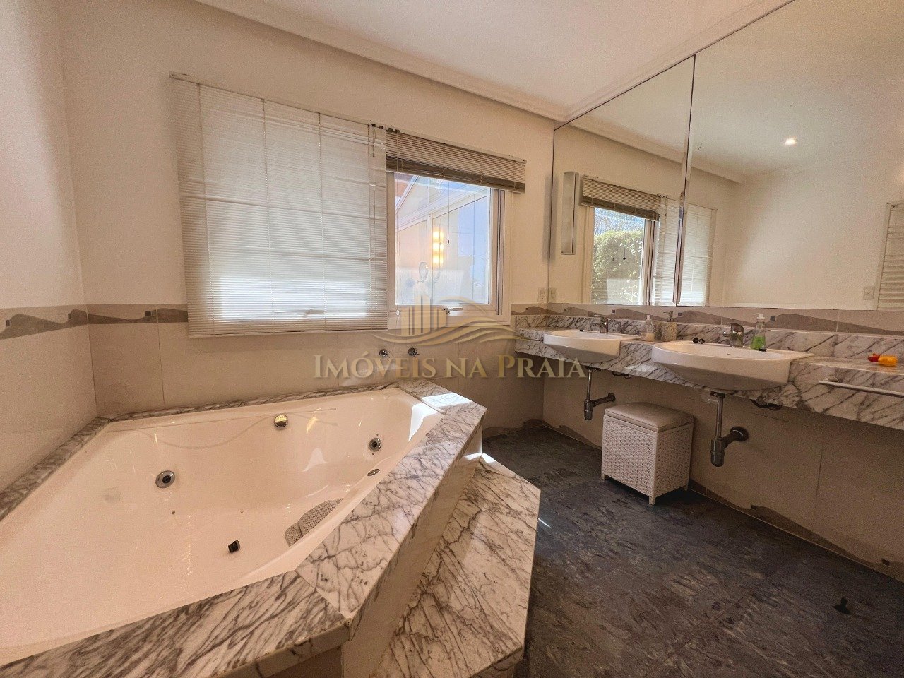 Foto 30 — Casa em Condomínio 6 Dormitório(s) Bairro Green Vi