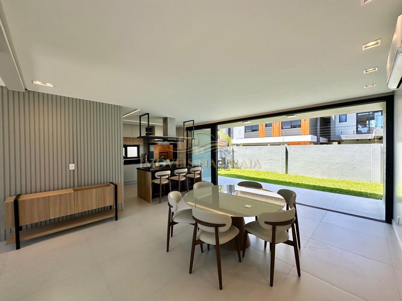 Foto 10 — Casa em Condomínio 4 Dormitório(s)