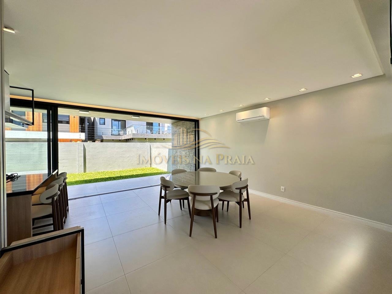 Foto 6 — Casa em Condomínio 4 Dormitório(s)