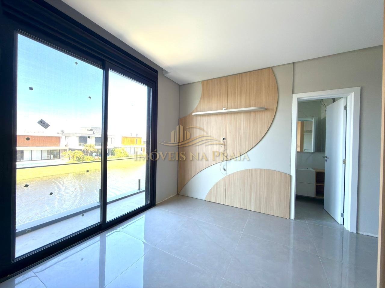 Foto 21 — Casa em Condomínio 4 Dormitório(s) Bairro Sunset