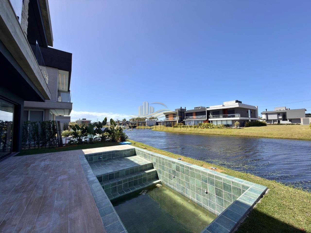 Foto 25 — Casa em Condomínio 4 Dormitório(s) Bairro Sunset