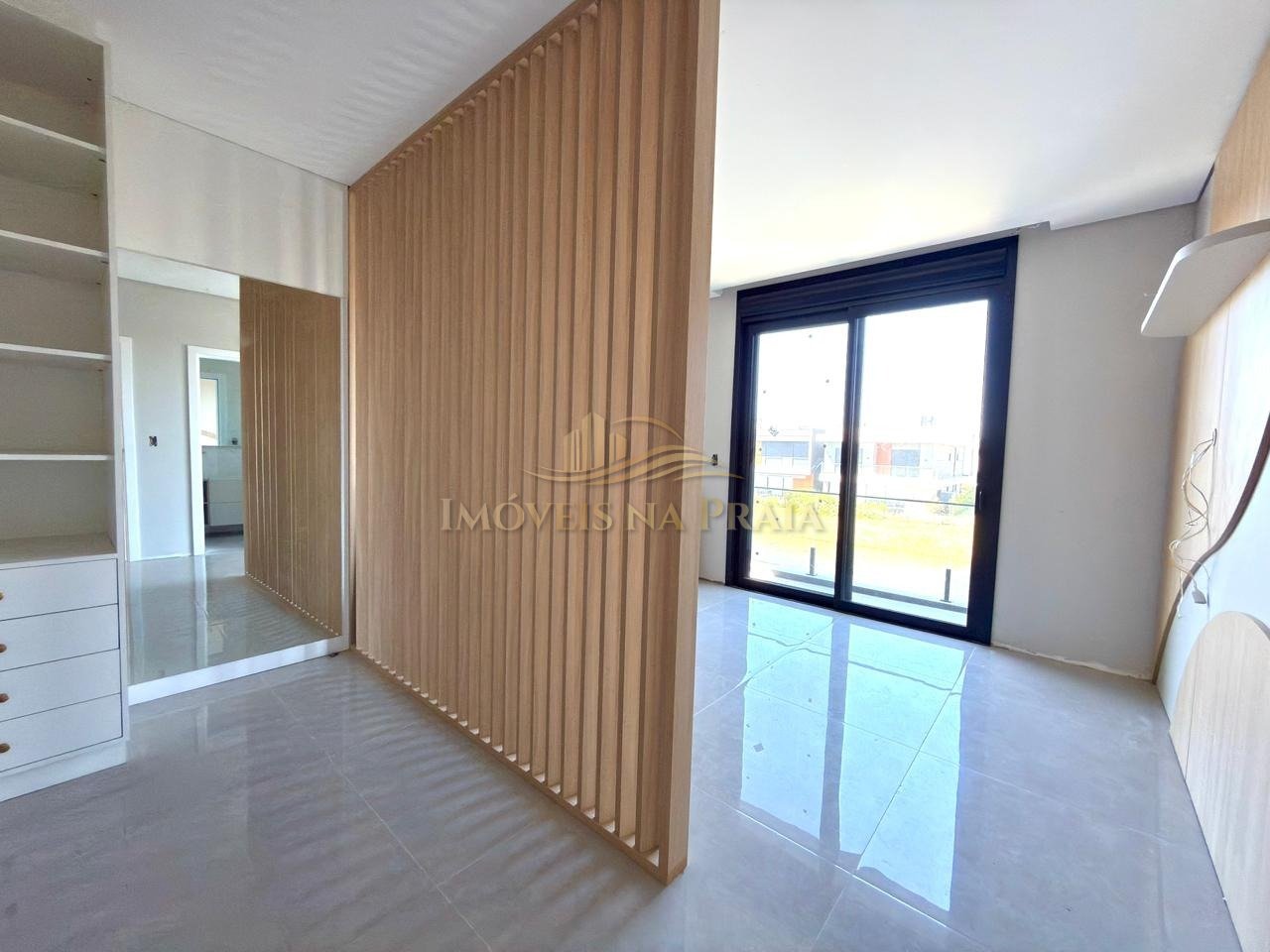 Foto 18 — Casa em Condomínio 4 Dormitório(s) Bairro Sunset