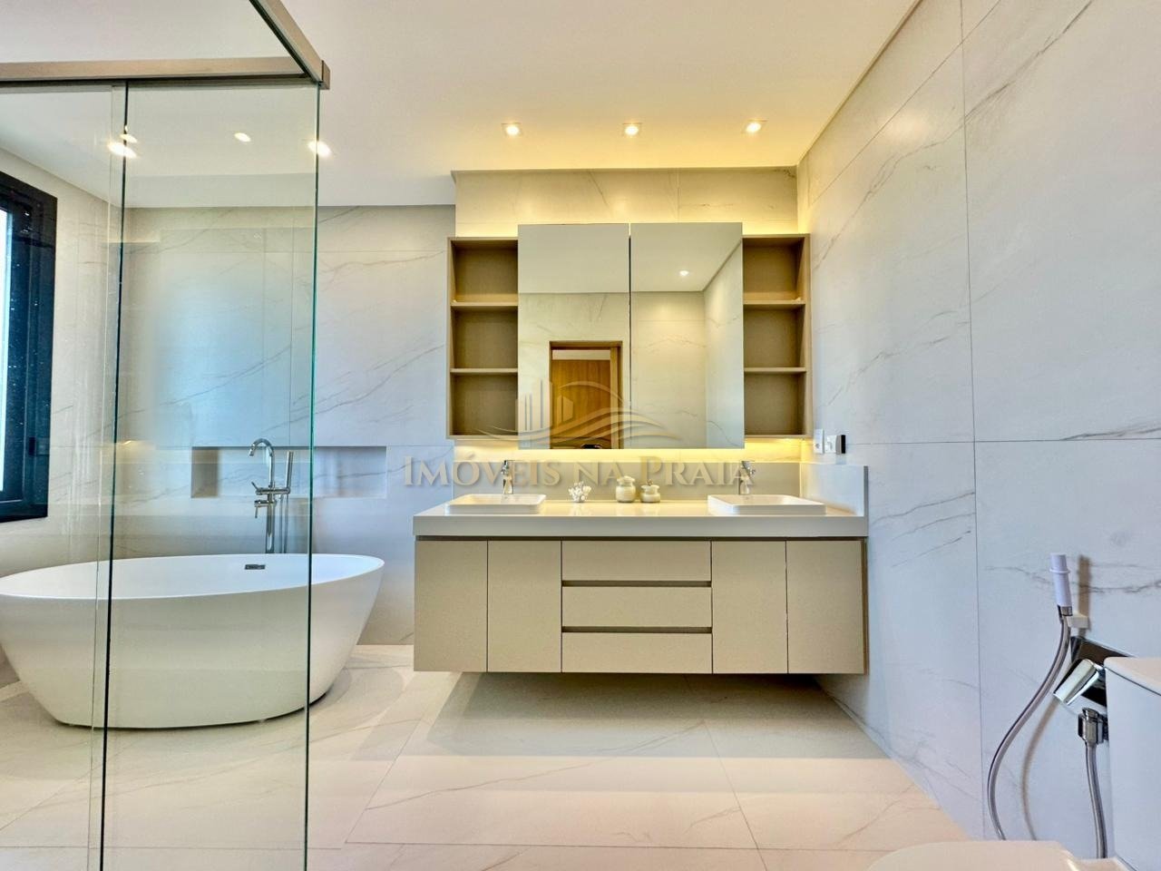 Foto 77 — Casa em Condomínio 5 Dormitório(s) Bairro Amare