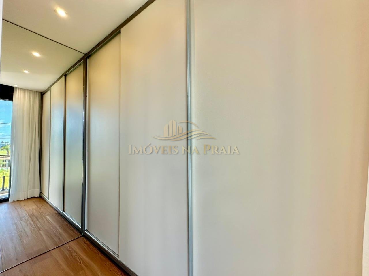 Foto 25 — Casa em Condomínio 5 Dormitório(s) Bairro Amare