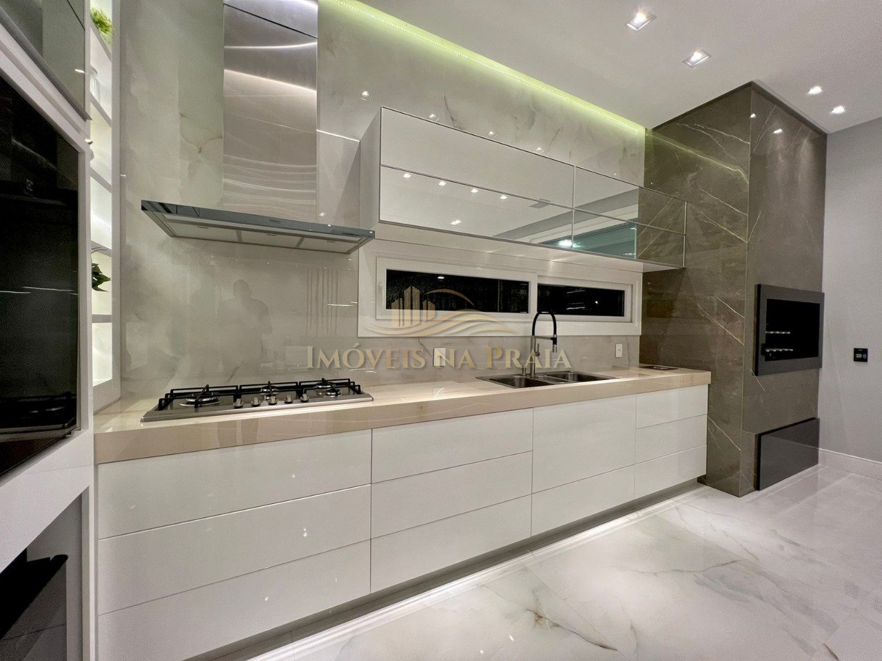 Foto 20 — Casa em Condomínio 6 Dormitório(s) Bairro Sense Xa