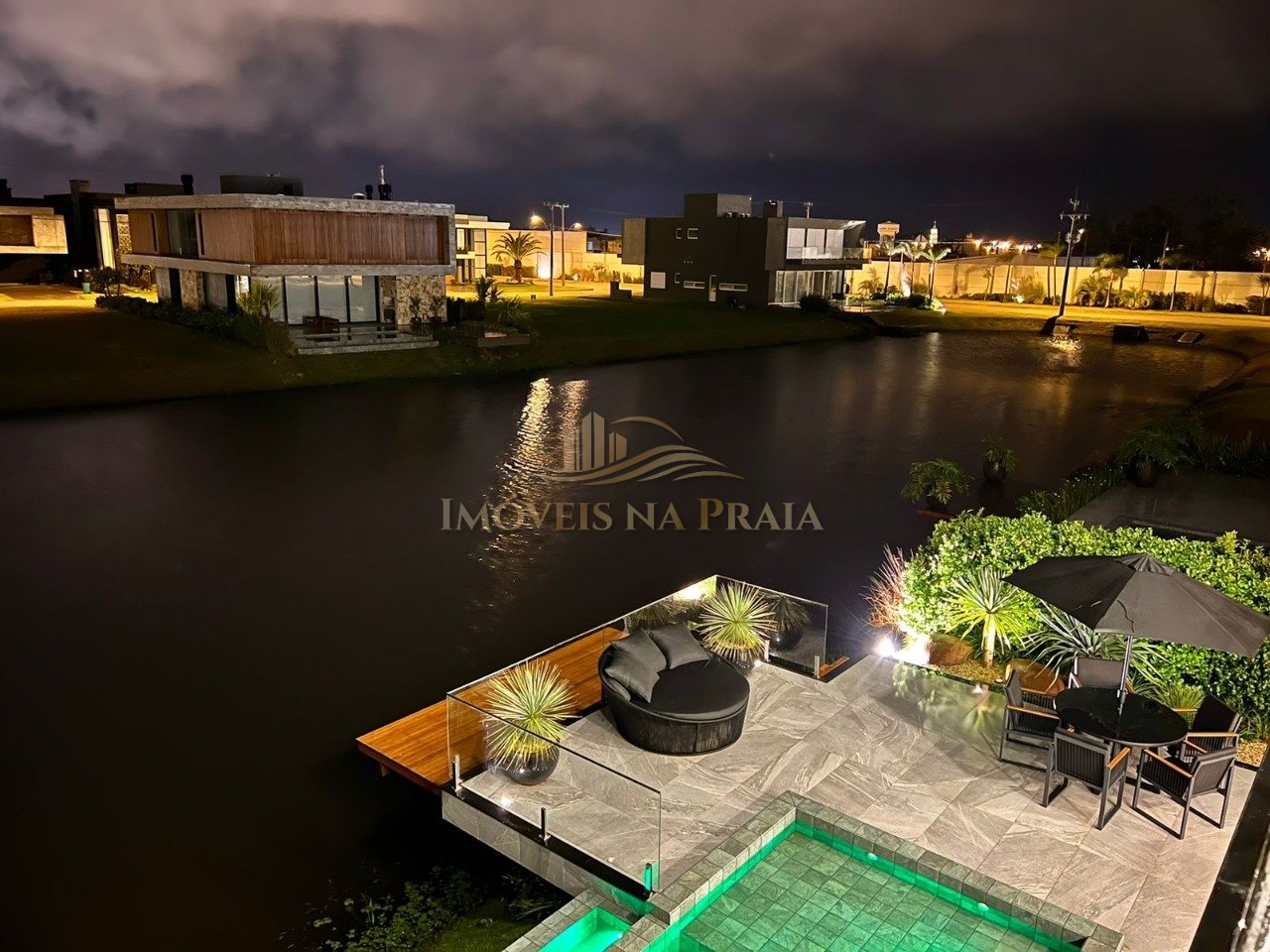 Foto 21 — Casa em Condomínio 6 Dormitório(s) Bairro Sense Xa