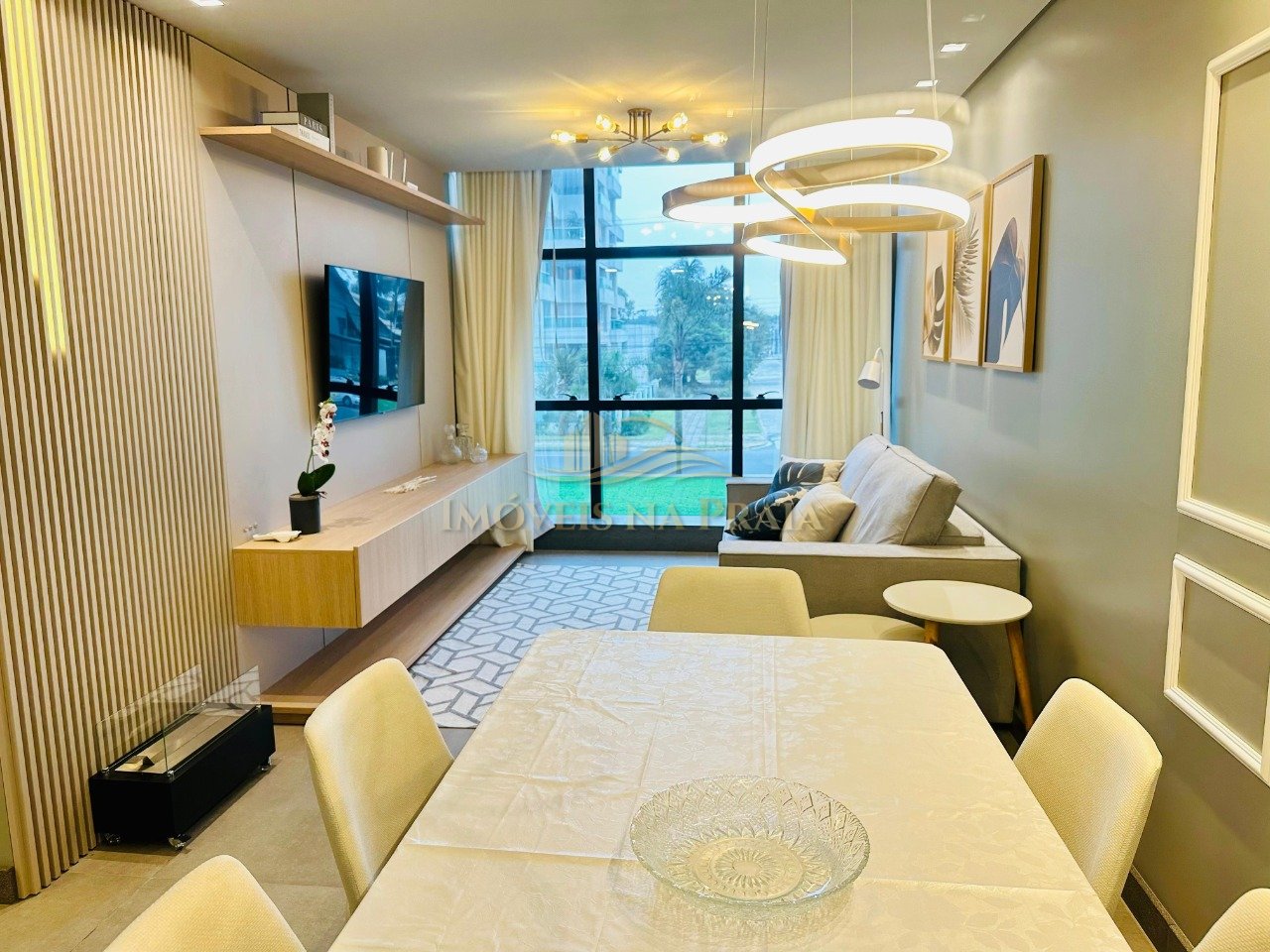 Apartamento 2 dormitórios no bairro Livin Resort House