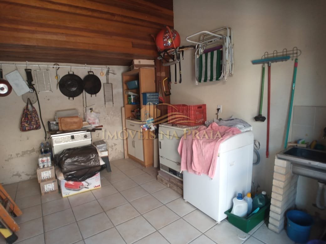 Foto 7 — Casa 6 dormitórios no bairro Arpoador