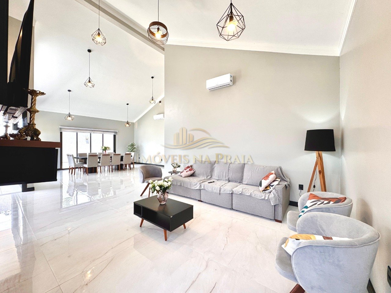 Foto 5 — Mobiliado, piscina, 3 Suítes